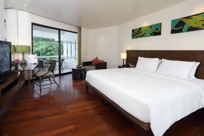 Gästezimmer mit 1 Kingsize-Bett und Balkon — Le Meridien Phuket Beach Resort